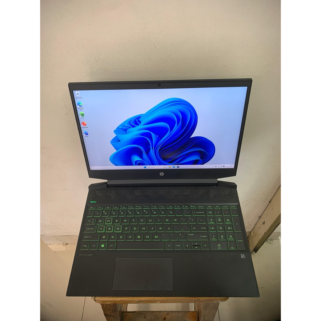 HP PAVILION GAMING 15 AMD RYZEN 7-4800H GTX 1660 16/512GB