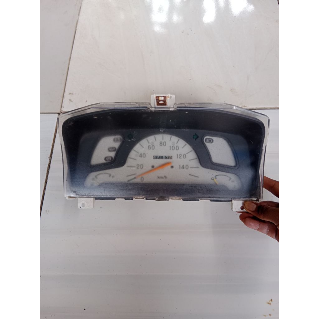 Speedometer Mitsubishi CoLt T 120 Ss t120ss. Original. Seken