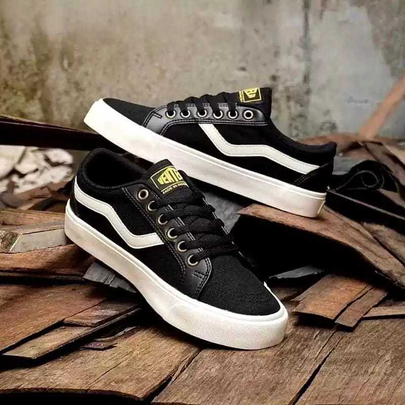 Ventela Republic Hitam Putih Polos Pria Wanita - Sepatu Sneaker Pria Wanita Unisex Sepatu Sekolah Hi