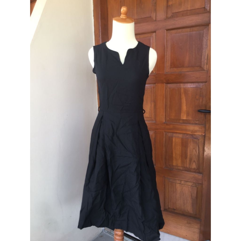 INNER DRESS HITAM