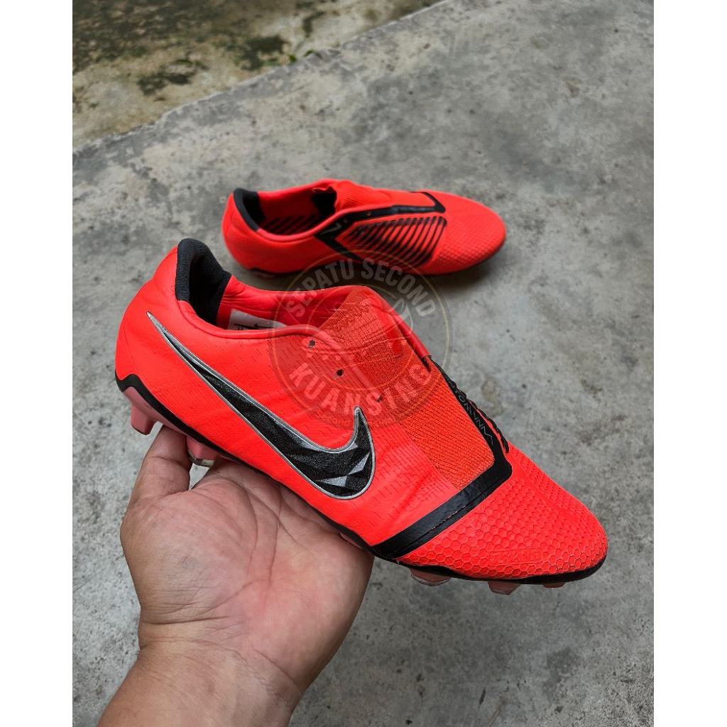Size 39, Ni*ke Phantom Venom Elite FG Bright Crimson (AO7540-600) sepatu bola second original prelov