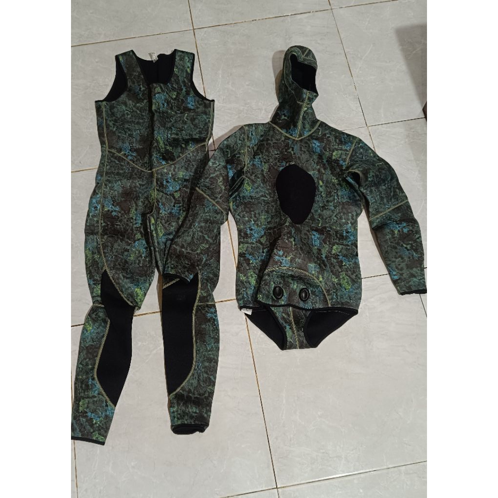 Wetsuit Two Pieces Spearfishing Lifurious Neoprene 3mm Ukuran L