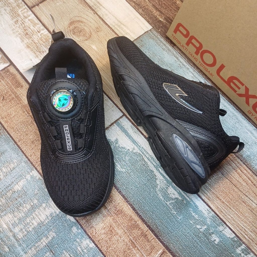 Sepatu sekolah new era hitam polos Bond 01