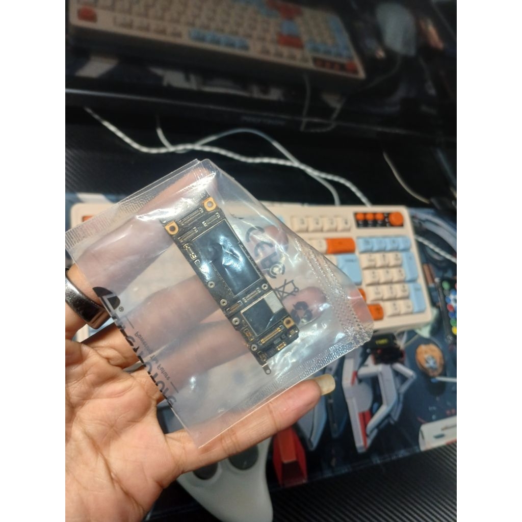 Mesin iphone 11 64GB bypass