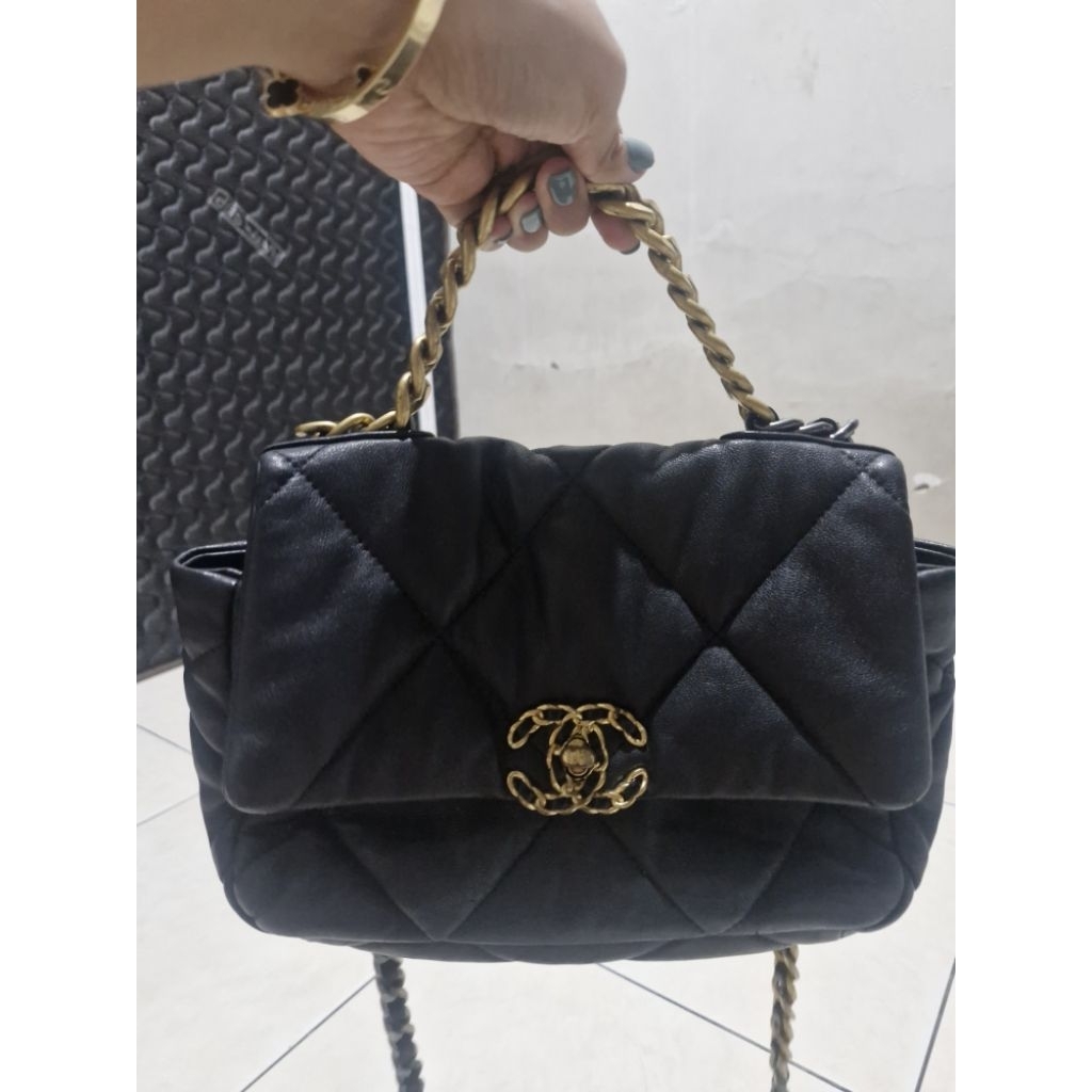 chanel19 preloved