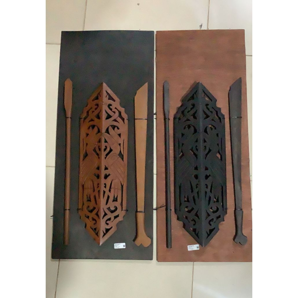 PAJANGAN PIGURA KAYU ULIN/PAJANGAN PIGURA KAYU UKIR