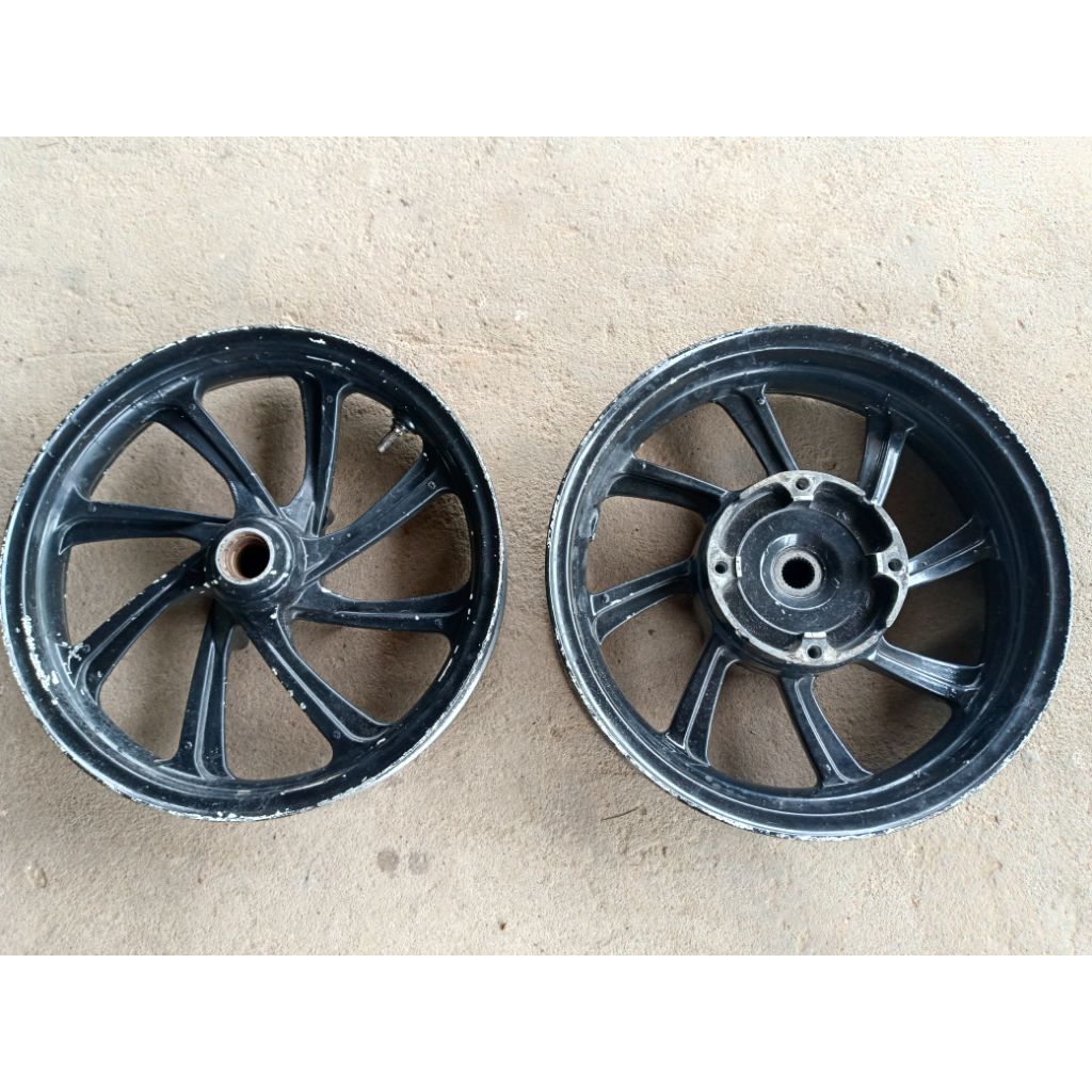 Velg roda Honda PCX 150 Original copotan bekas