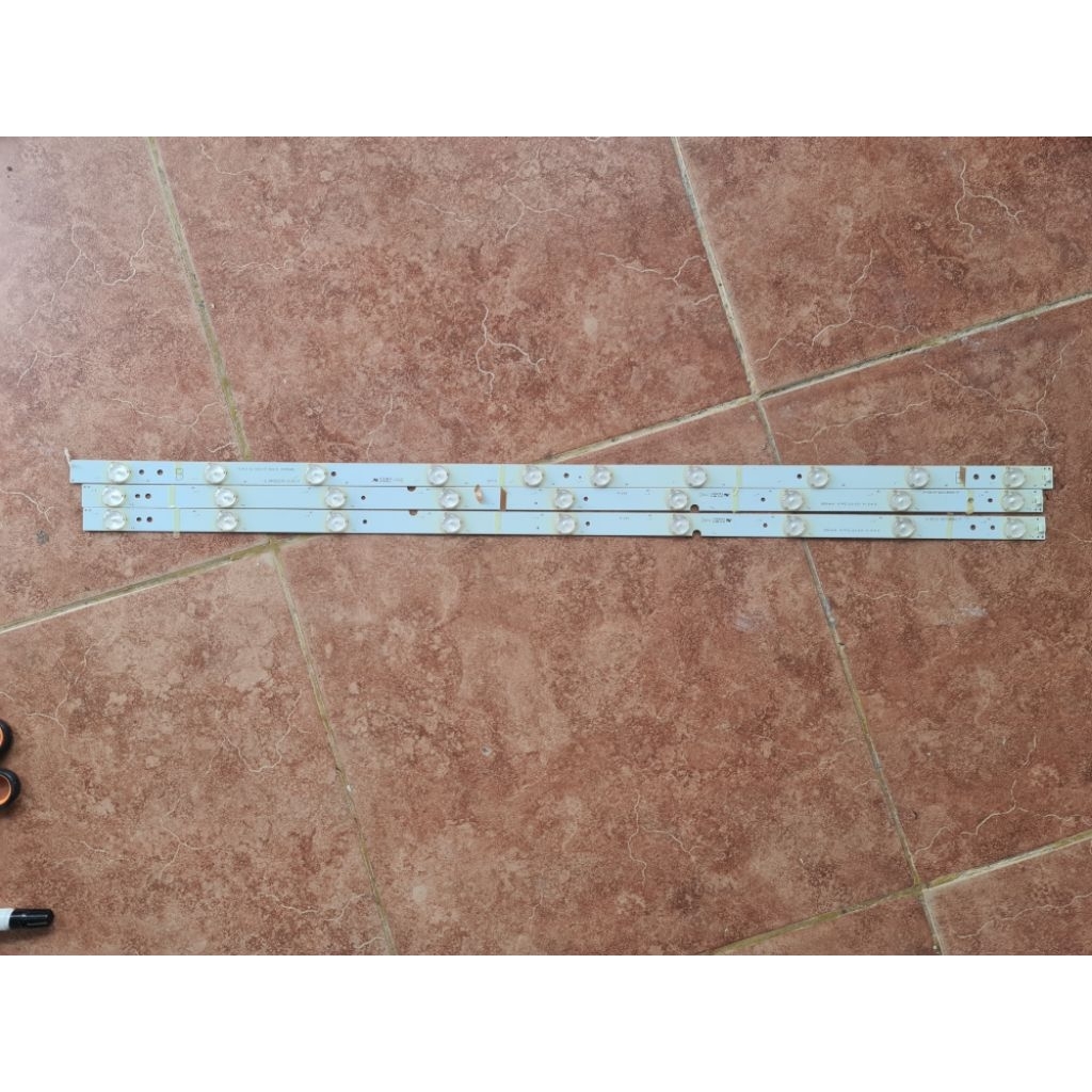 BL-LAMPU BACKLIGHT TV LED PANASONIC TH 40A403G