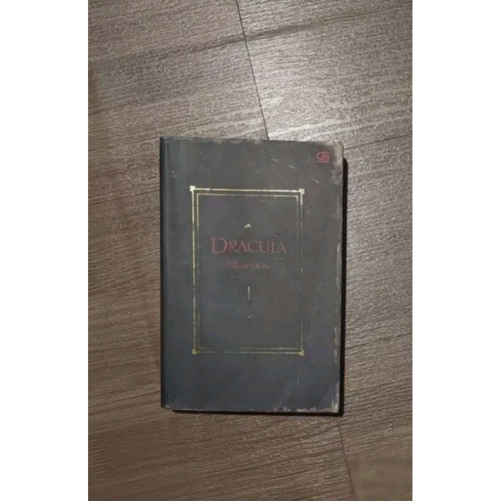 Novel Dracula by Bram Stoker