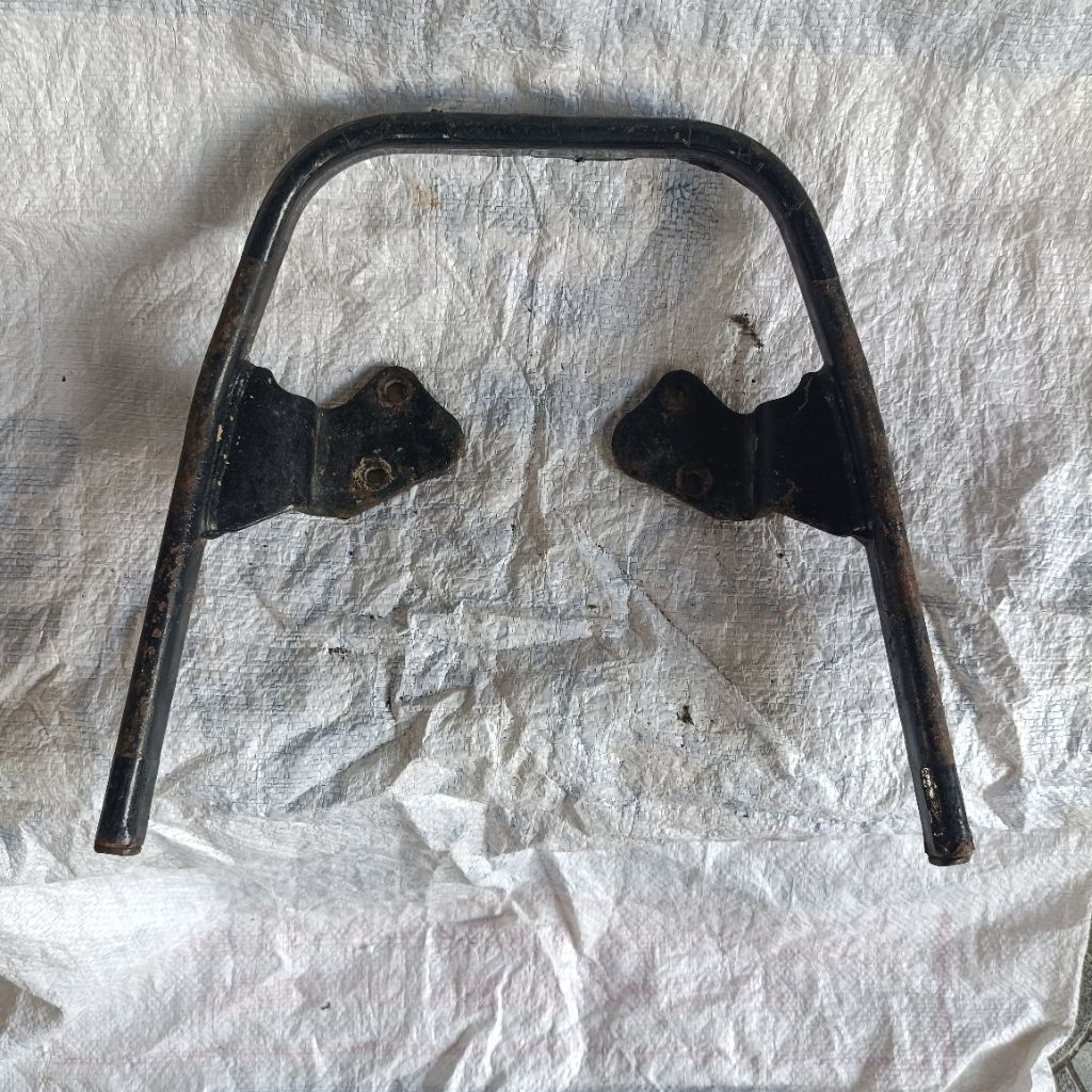 Behel planger gawang pegangan tangan jog belskang begel Yamaha Vega r new vega new r original lepasa