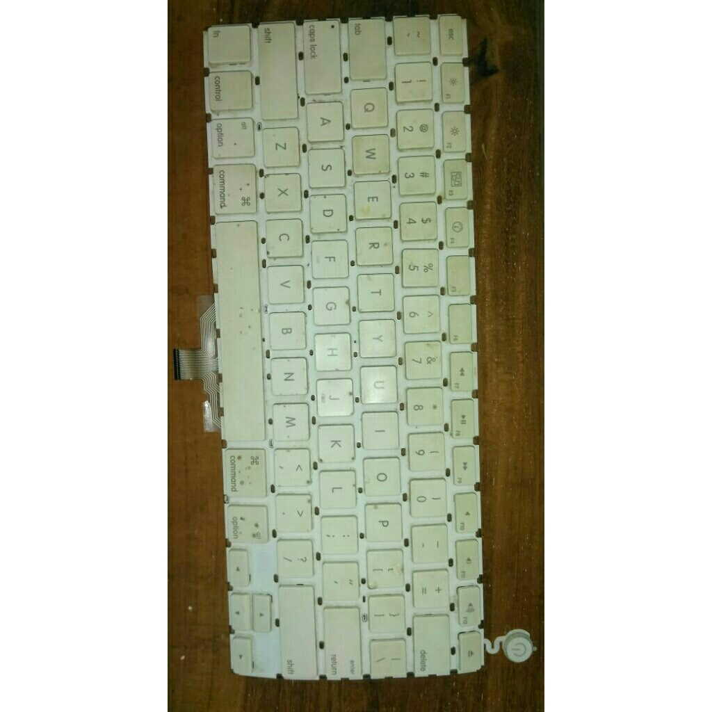 part keyboard touchpad macbook A1181 macbook white