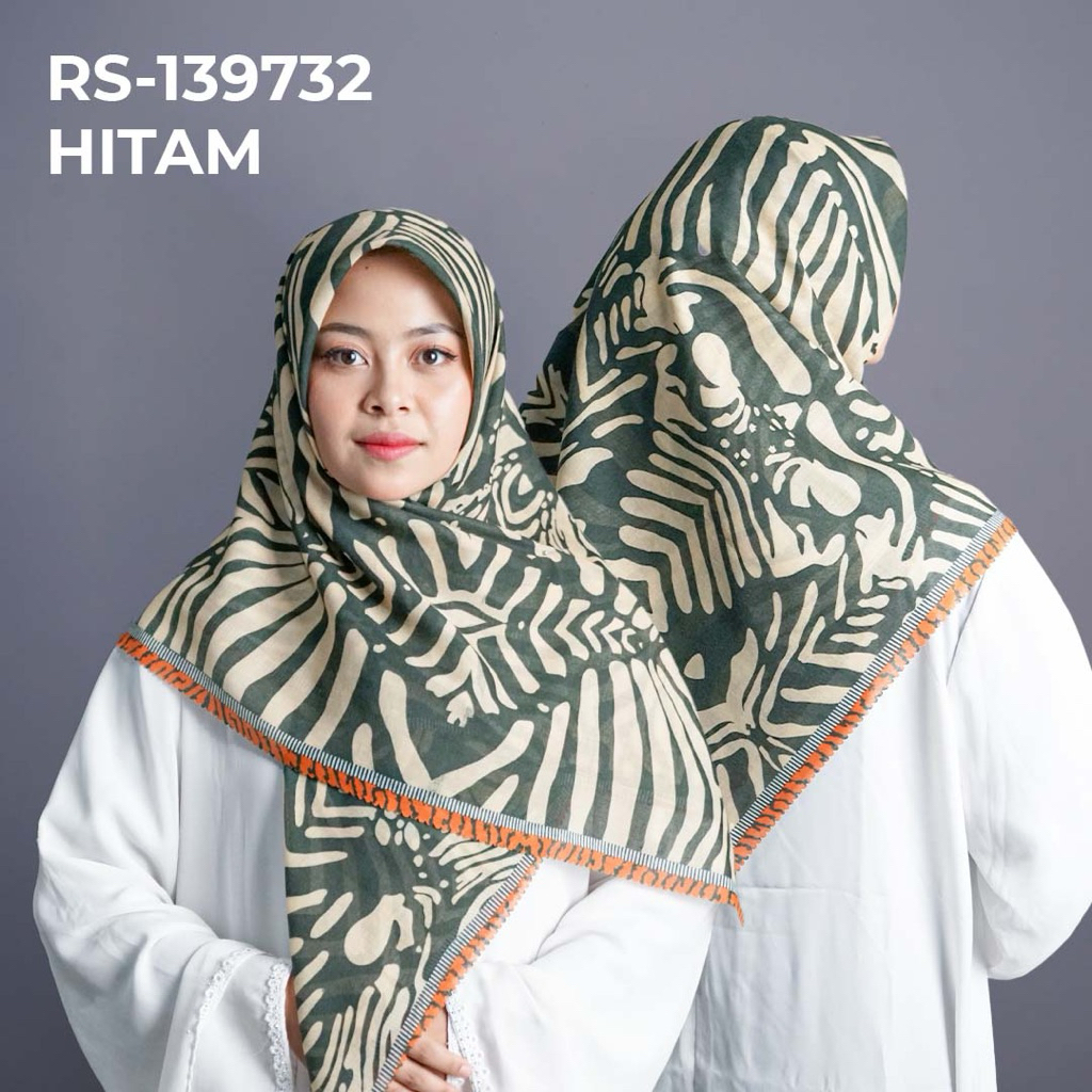 RS-139732 HITAM Hijab Jilbab Dennay Scarves Voal Motif Segi Empat Basic Laser Cut