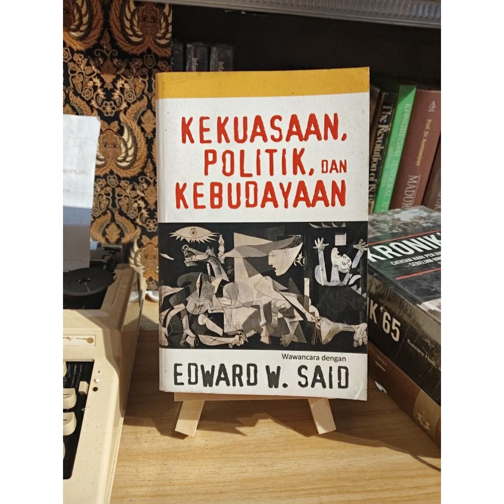 Kekuasaan, Politik, Dan Kebudayaan