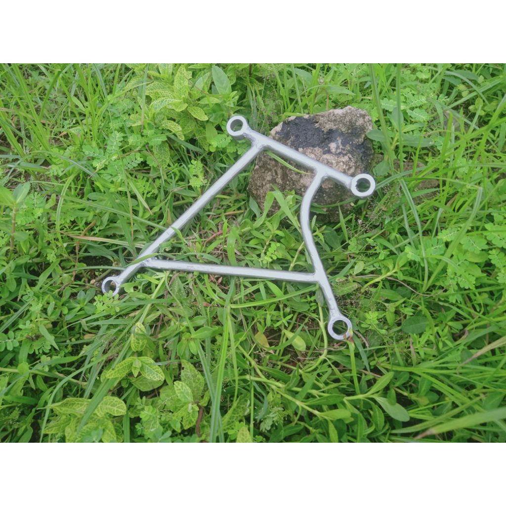 BRACKET KNALPOT TABUNG VARIO NEW UNTUK BEAT ESP DLL