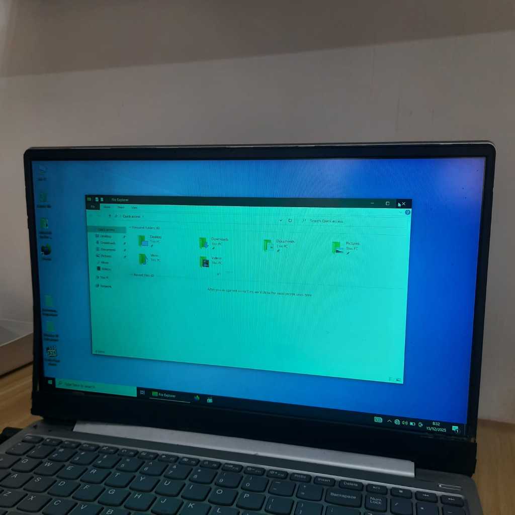 LCD MINUS SEPERTI GAMBAR Lenovo Ideapad 330s 330s-15 330s-15arr 330s-15ikb