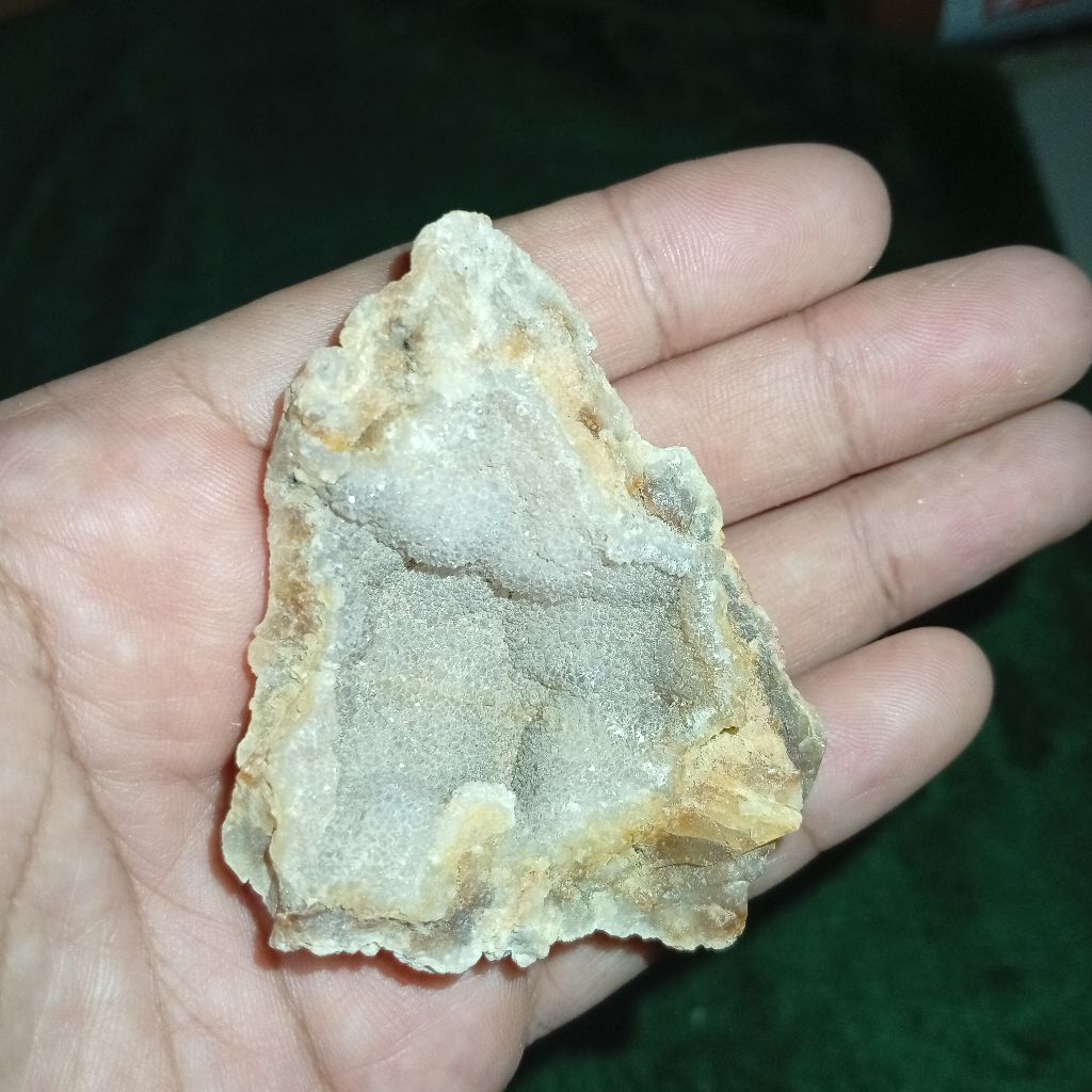 crystal geode quartz stone unique untuk koleksi