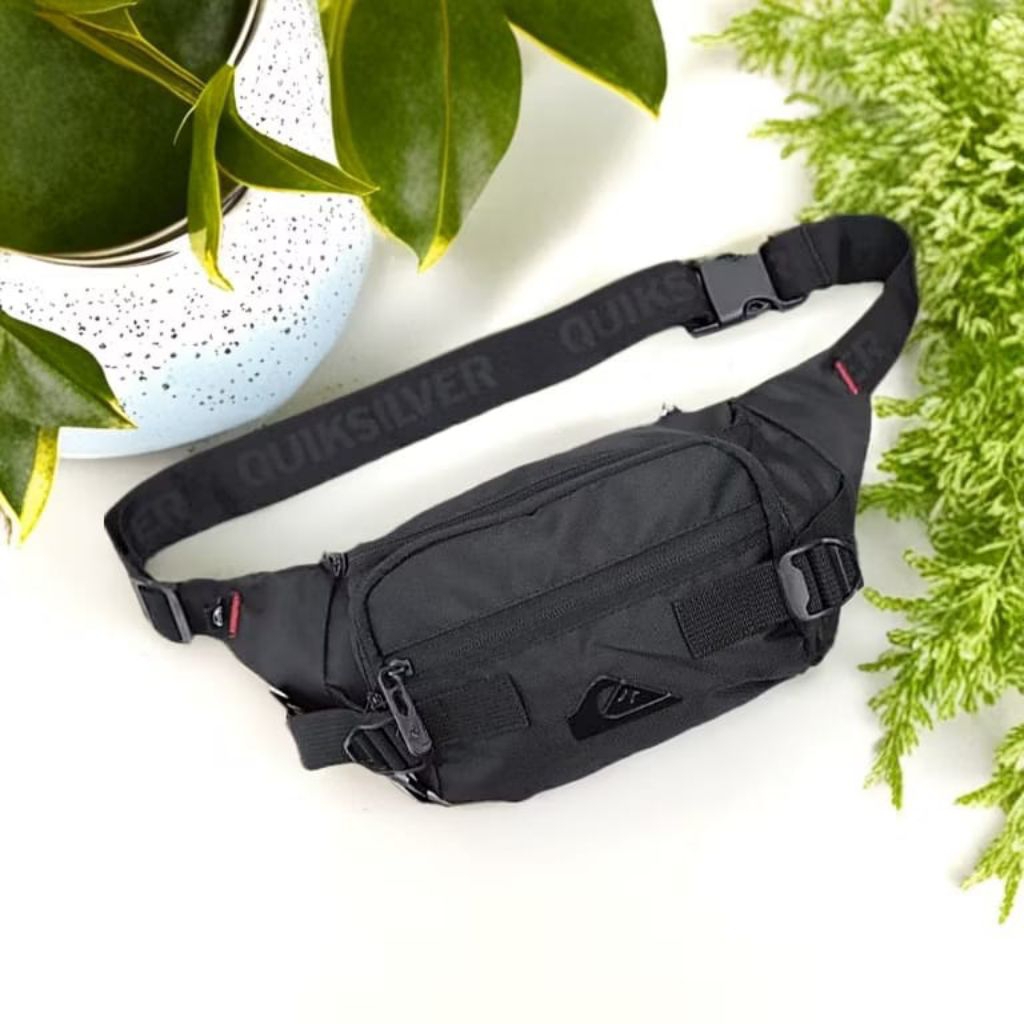 TAS QUIKSILVER WAISTBAG QUIKSILVER TAS SELEMPANG QUIKSILVER LOGO BESI