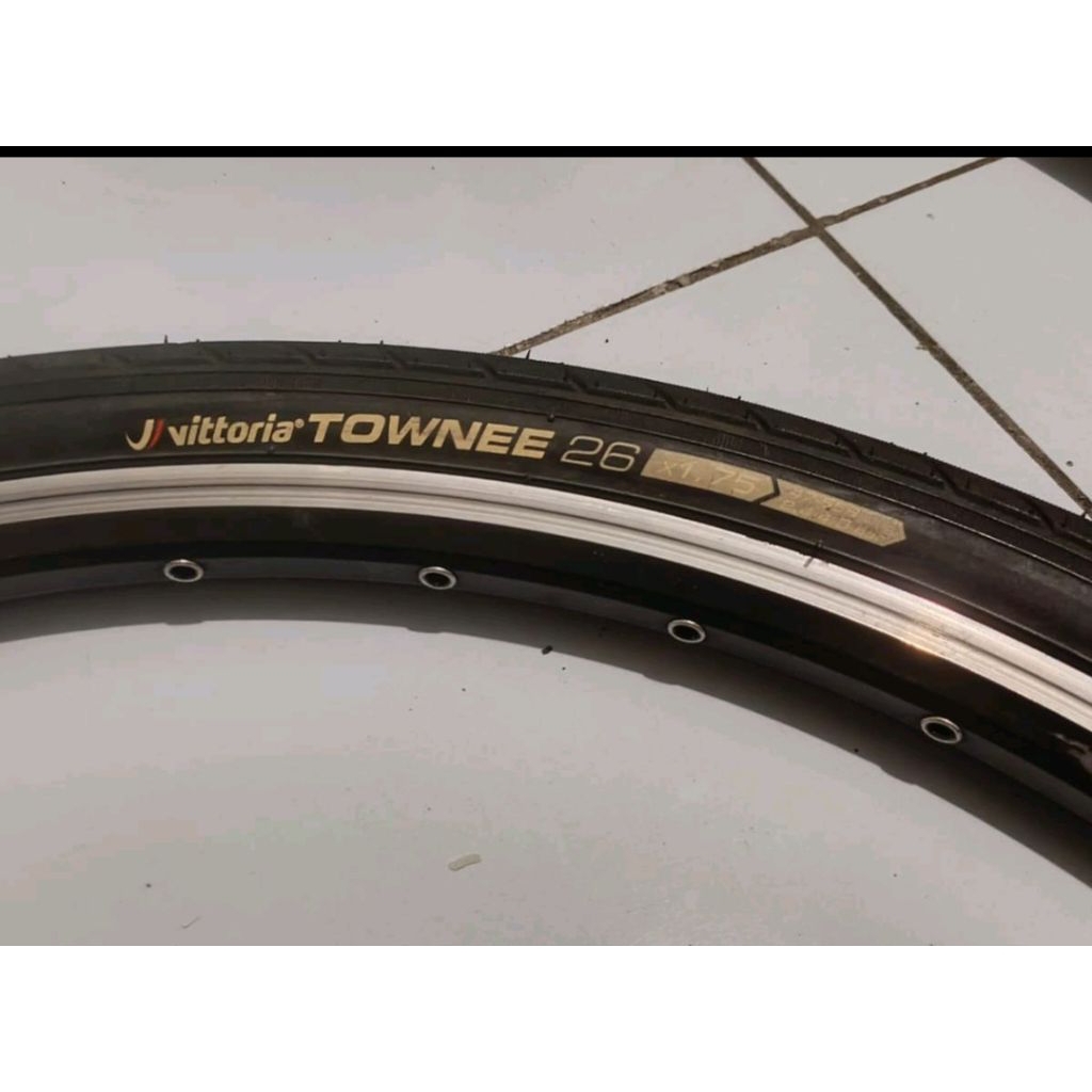 Ban luar Vittoria Townee 26x1.75 (second)