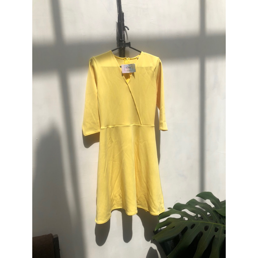 preloved mini dress soft yellow