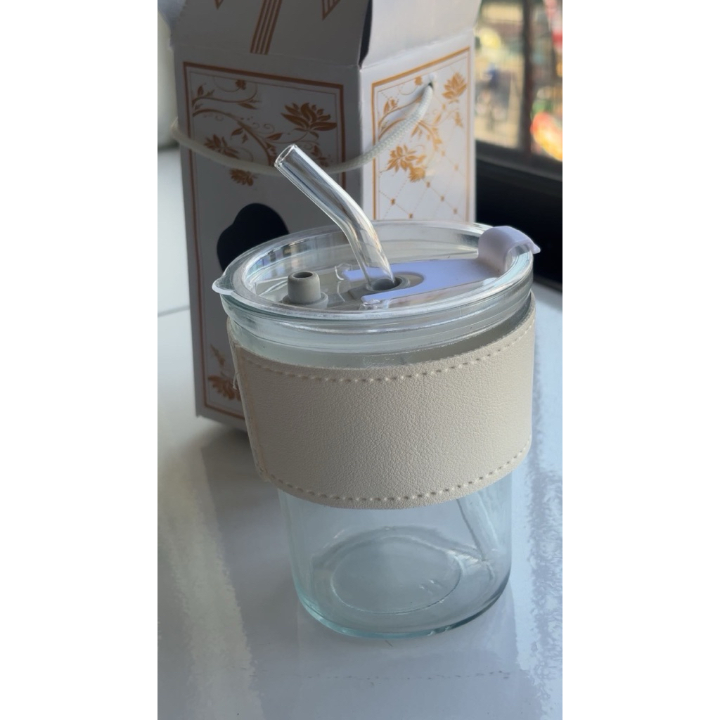 Tumblr gelas kaca aesthetic