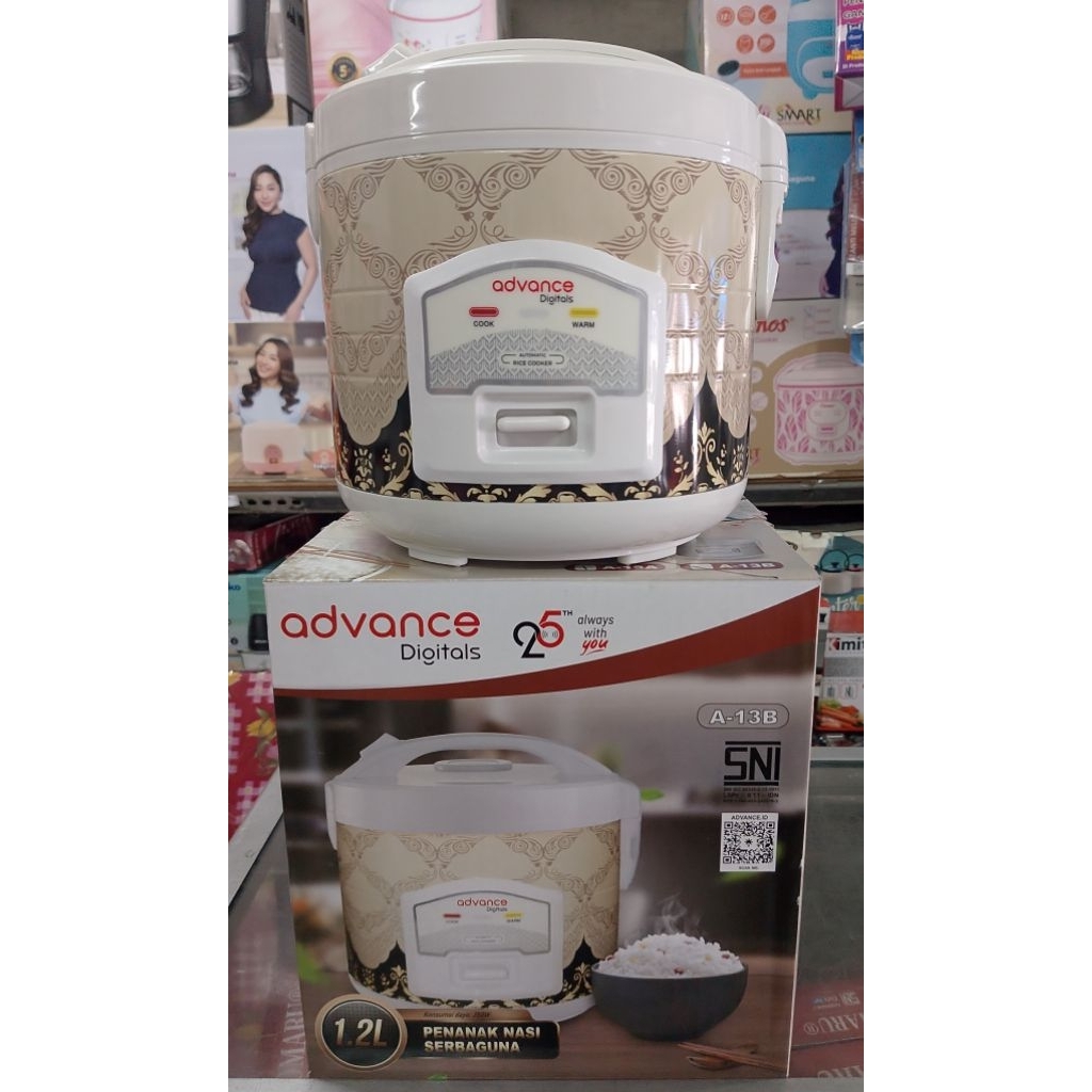 Penanak nasi serbaguna/Rice cooker Advance 1,2 liter A - 13A