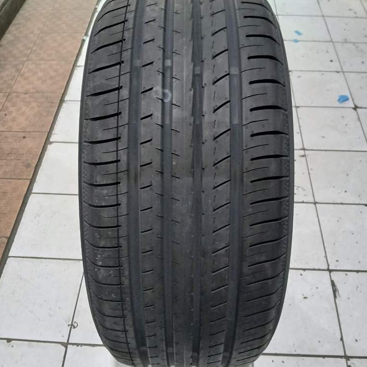 YOKOHAMA bluearth - GT AE51 245 45 R17 ban mobil import japan .ban ukuran 245 45 r17 merek yokohama