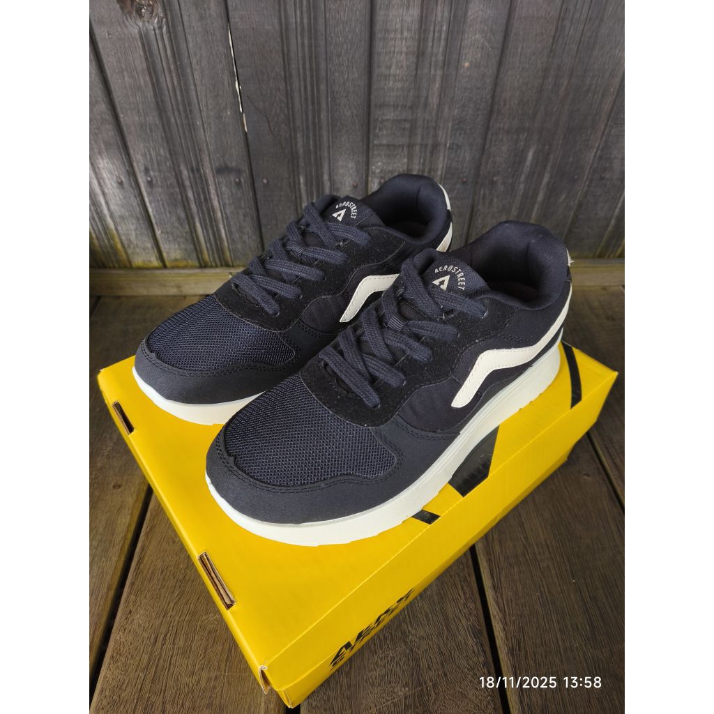 Aerostreet Massive Evo Natural Hitam Emas - Sepatu Sneakers Casual
