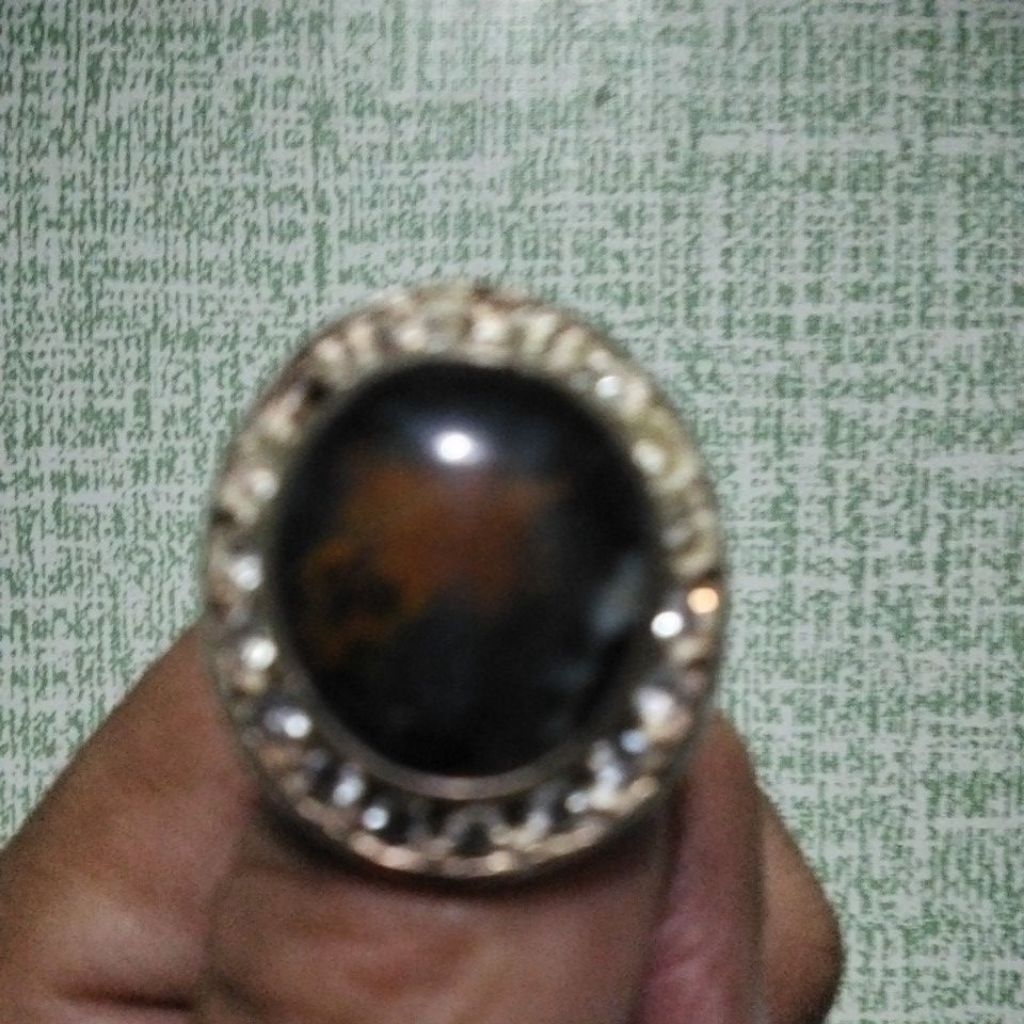 Batu Bacan Kembang