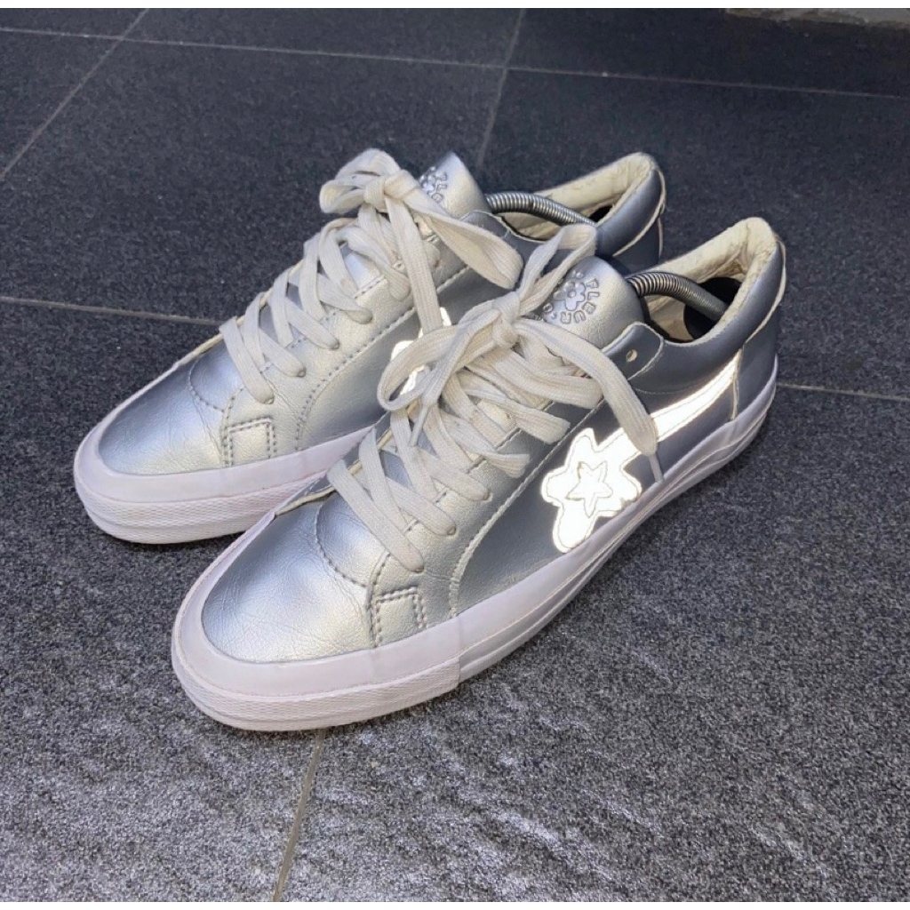 preloved sepatu converse