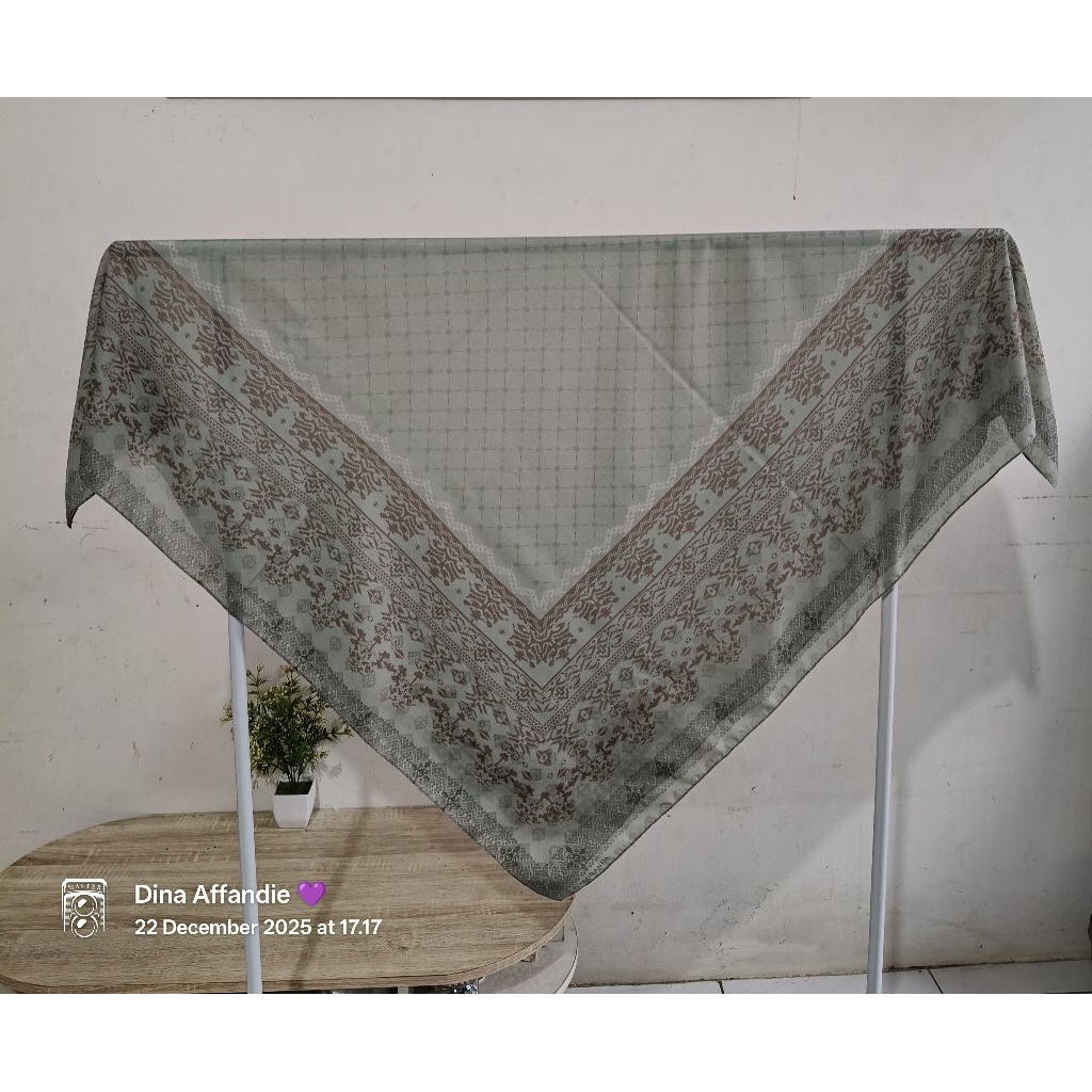 PRELOVED ‼️ JILBAB RIA MIRANDA