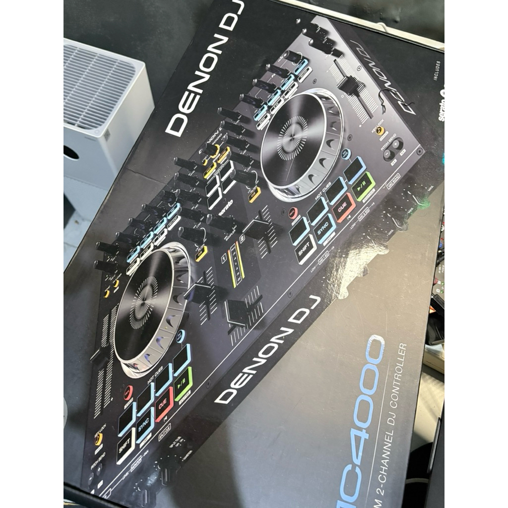 DENON MC4000