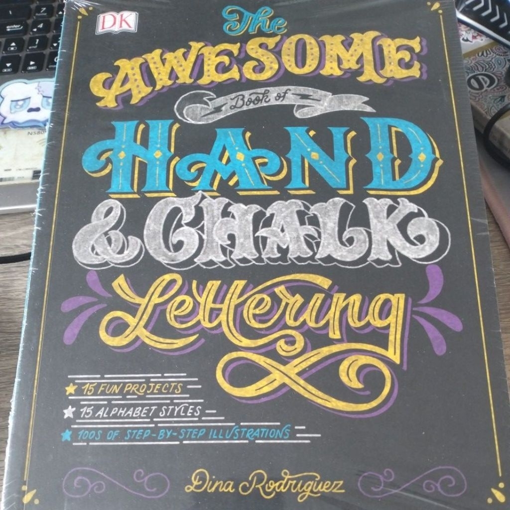 Preloved - The Awesome Book of Hand and Chalk Lettering