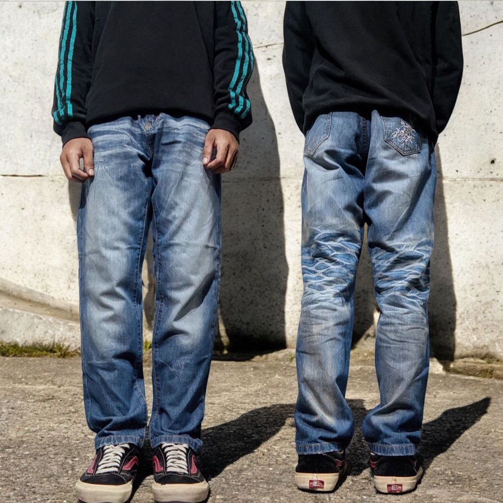 Size 35 Celana Panjang Longpants Jeans Blue Washed Fading Floral Slim Fit Original Second Preloved #