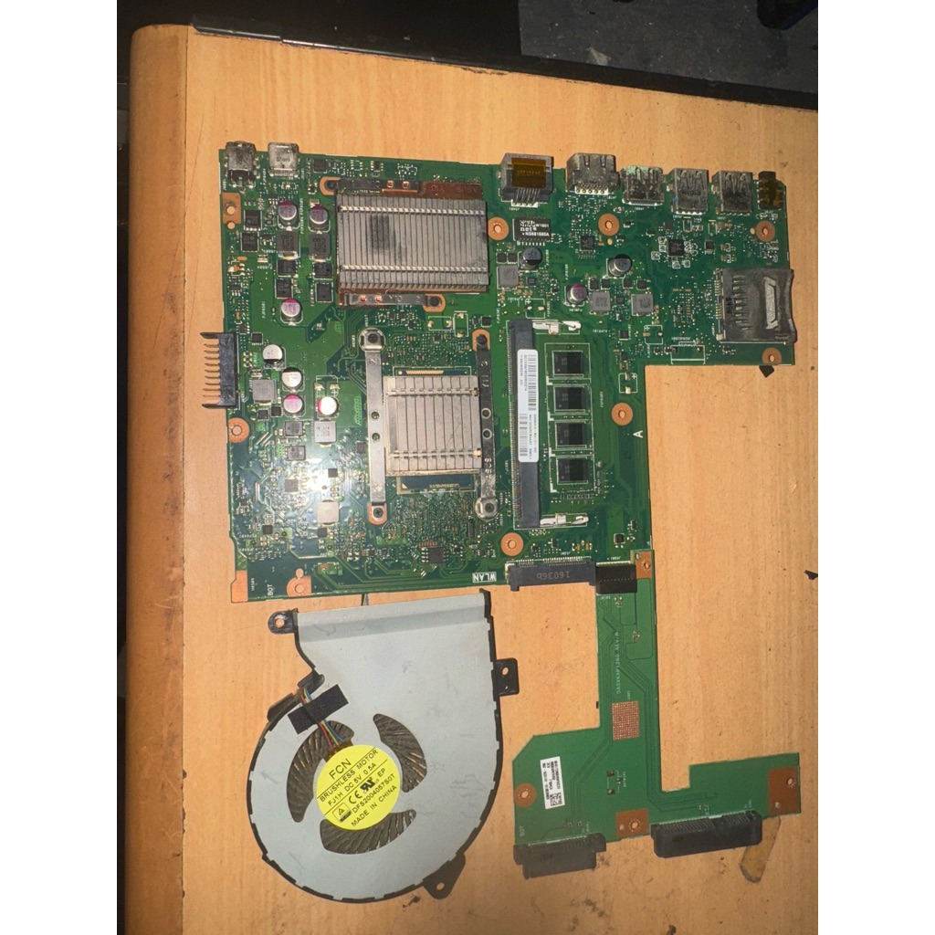 mainbord Asus X540L core i3 gen5 kondisi mati