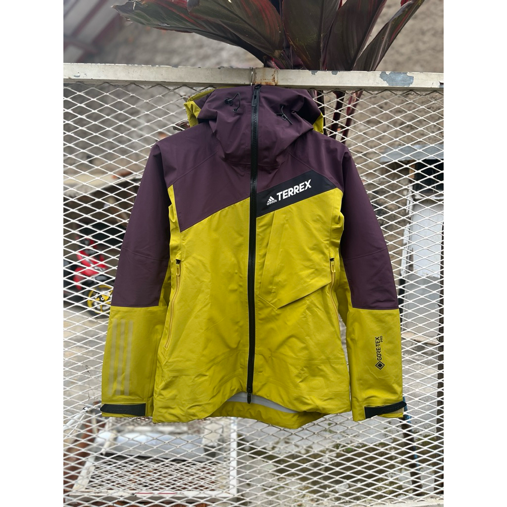 ADIDAS TERREX TECHROCK GORETEX PRO JACKET