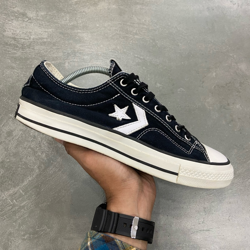 [Size 44] Rare Converse Star Player 76 Low Black Vintage White (A01607C) Second Original. Harga Baru