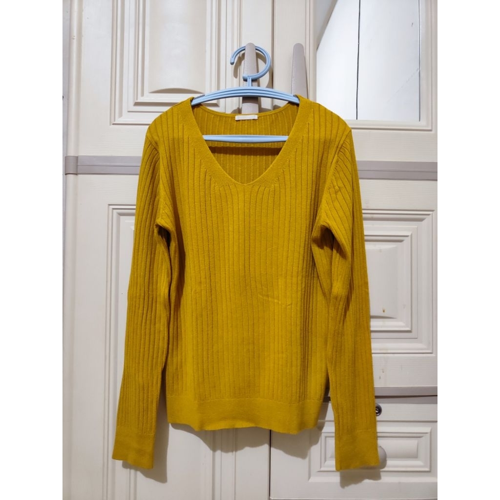 atasan lengan panjang motif lidi bahan kutub adem brand GU