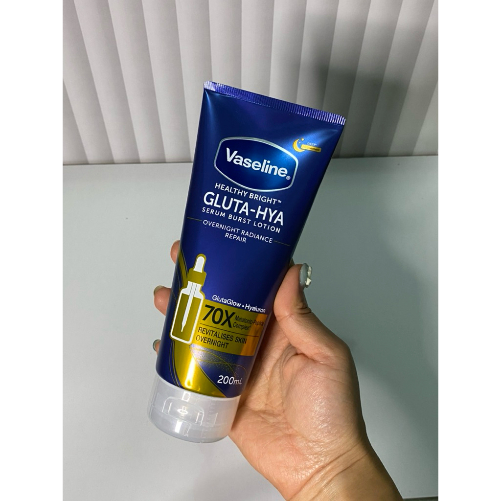 NEW VASELINE GLUTA HYA OVERNIGHT