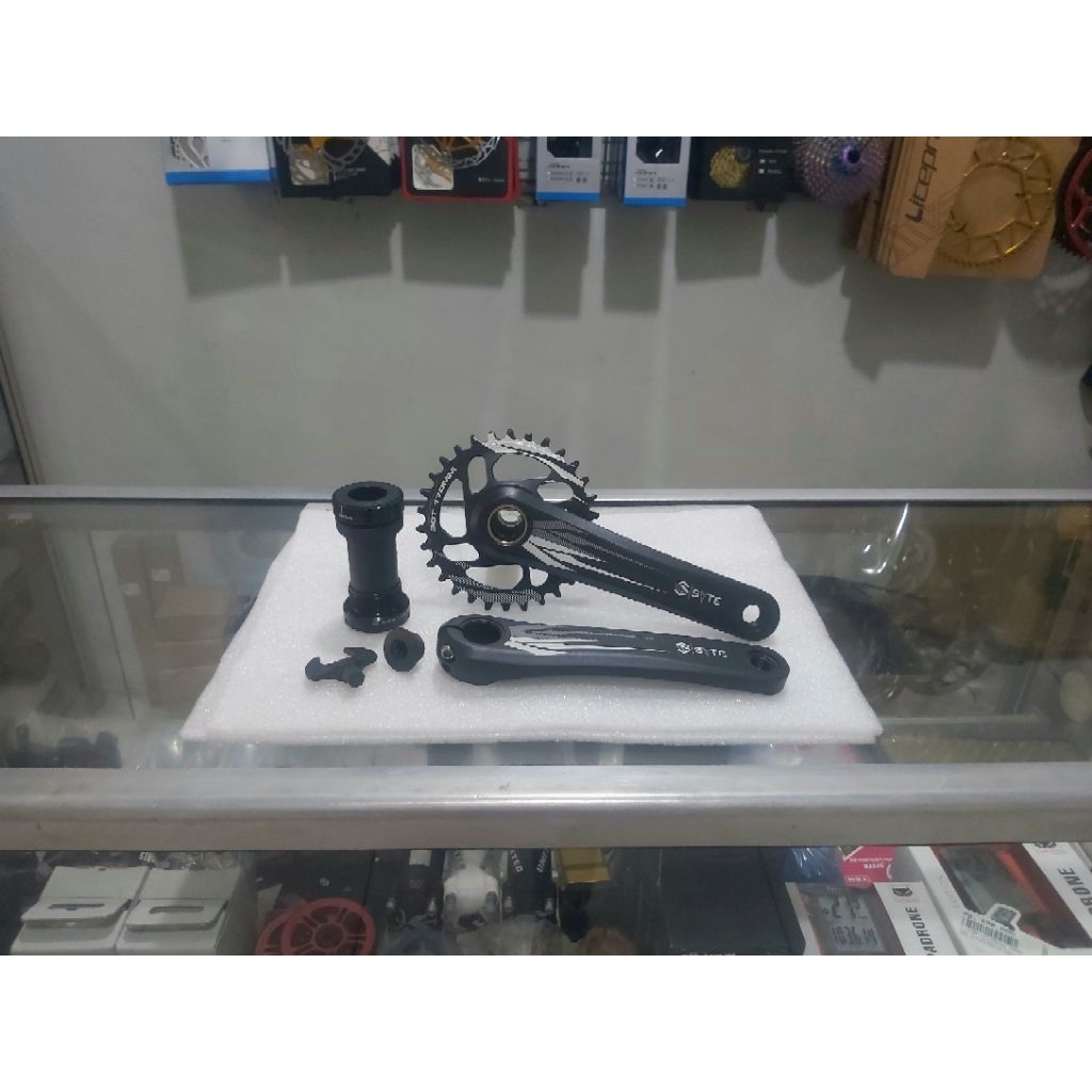 CRANKSET SYTE HT2 SINGLE SPEED 30T SEPEDA MTB