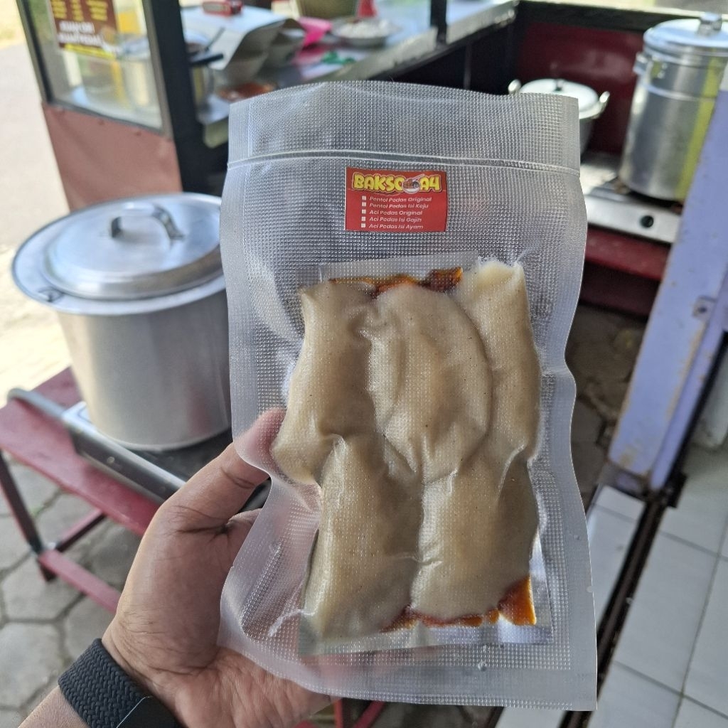 Bakso A4 Aci Isi Keju saos pedas chili oil