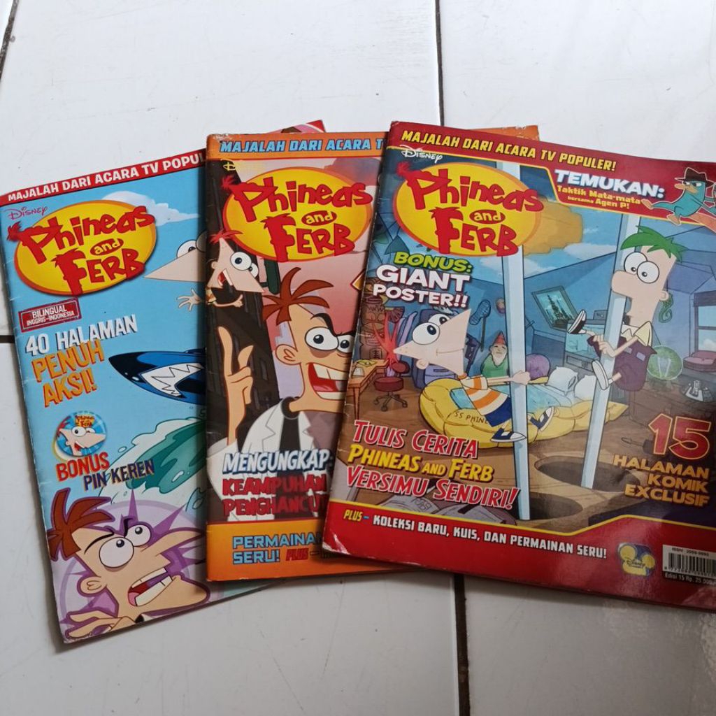 MAJALAH DARI TV POPULER Disney Phineas and FERB Bilingual Indonesia-Inggris