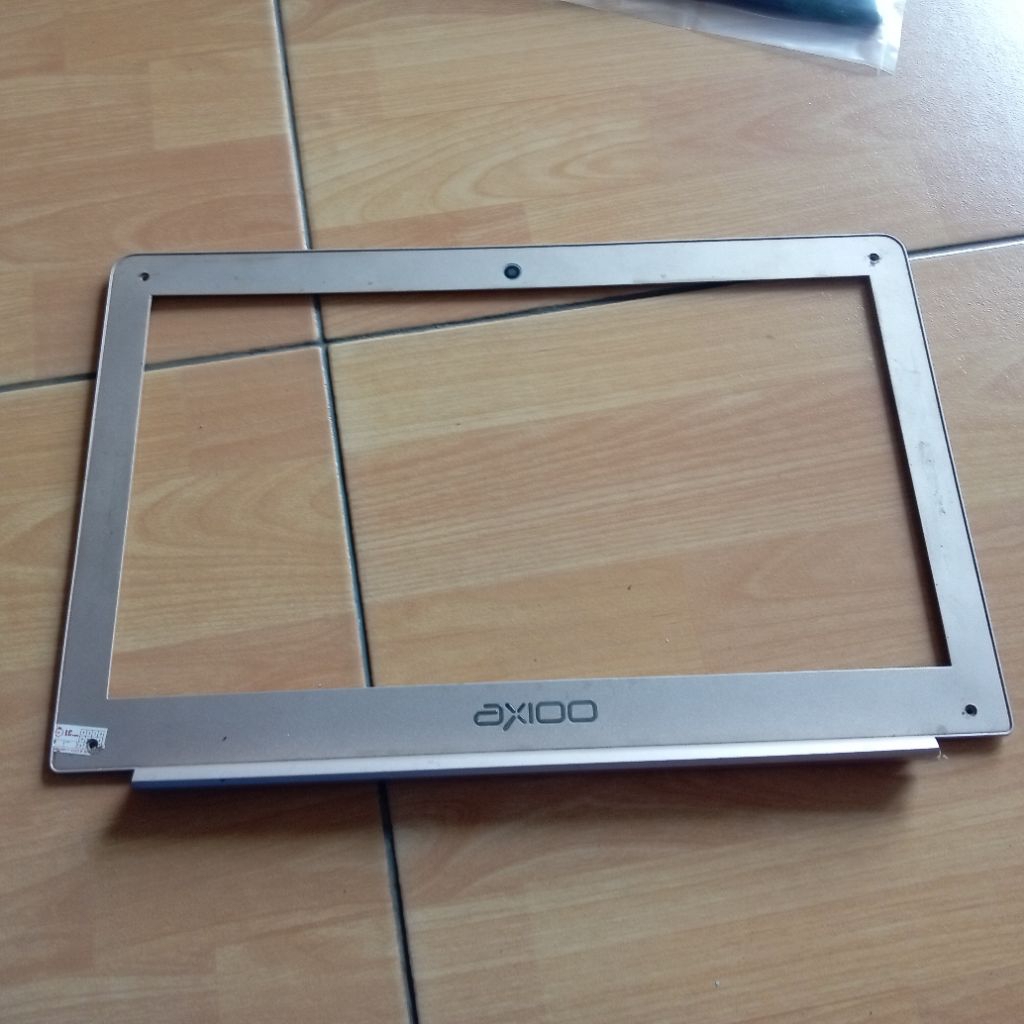 bazel laptop axio 14