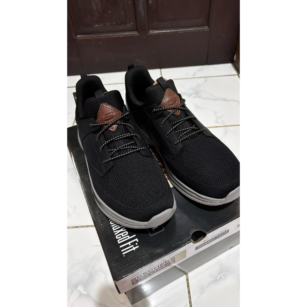 Skechers Slade Mens Sneakers
