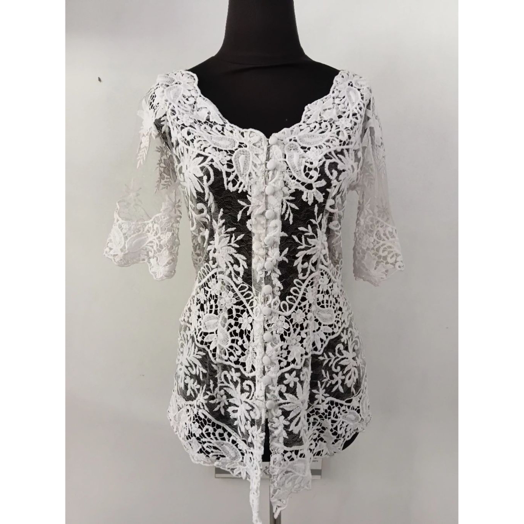 Outer Brokat Cantik Outer Kebaya Warna Putih Lengan Pendek