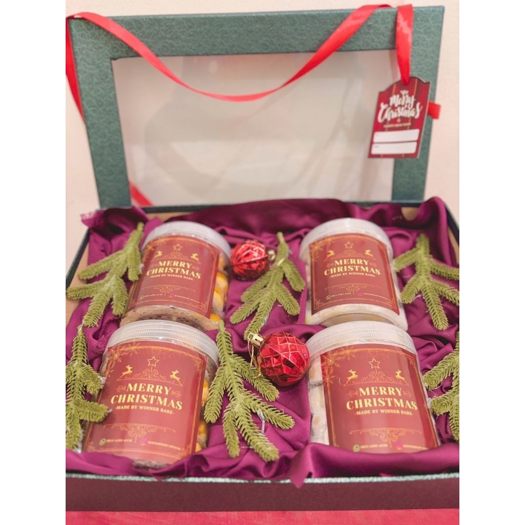 Christmas hampers Box Kue kering isi 4
