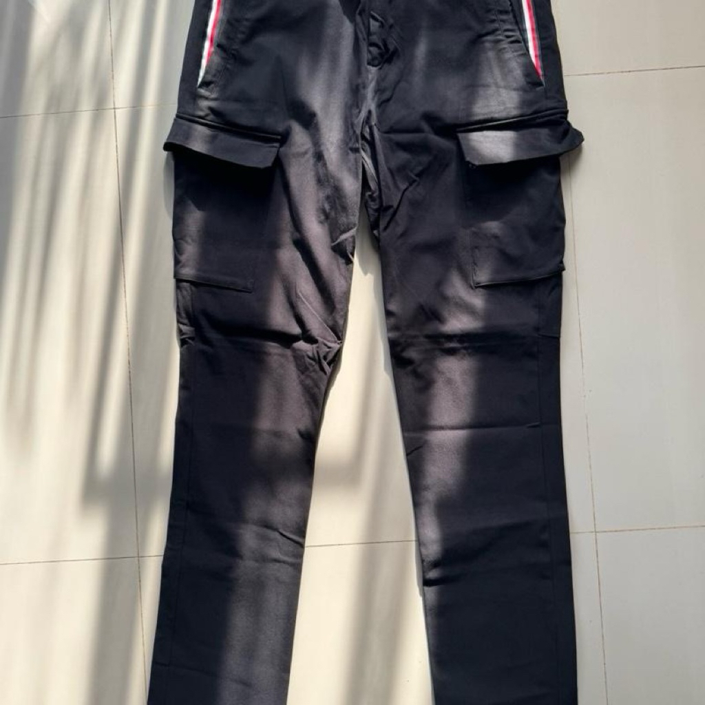 [Team Issued/BNWOT/Size 34] Celana Mechanics Mercedes AMG Petronas F1 Team Issue