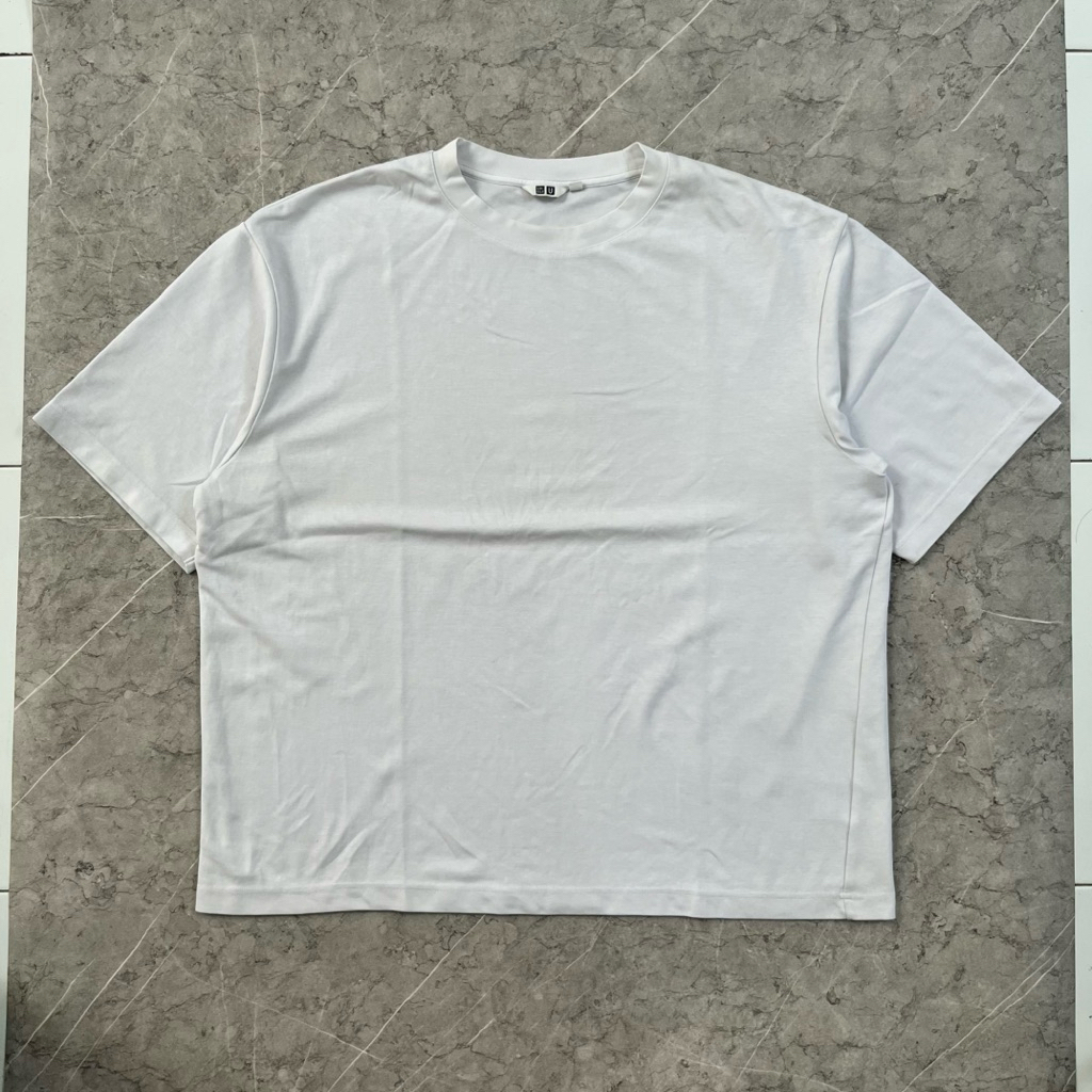 KAOS UNIQLO AIRISM XXL SECOND