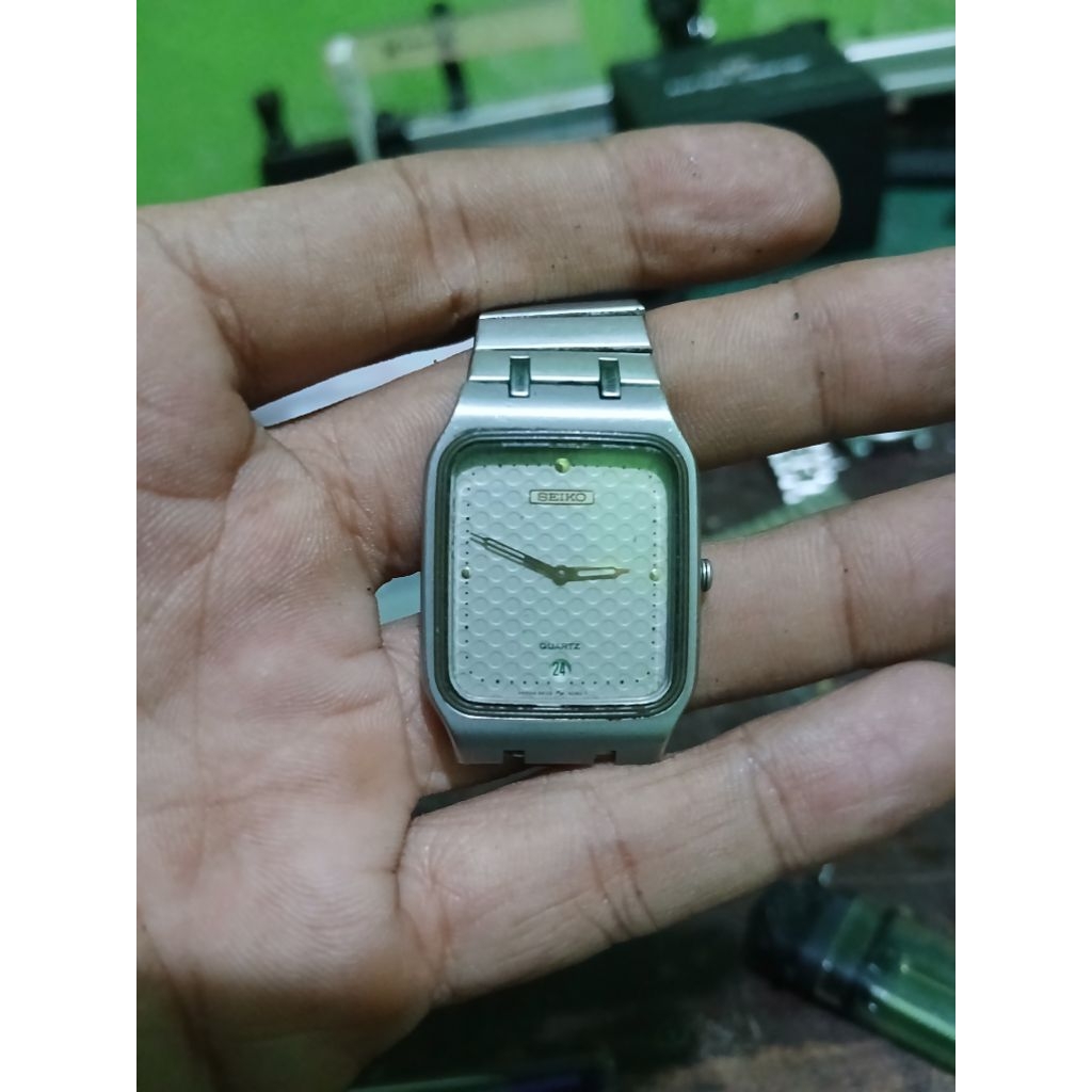 Seiko Kuarsa 3 jewels. 5P39-5060