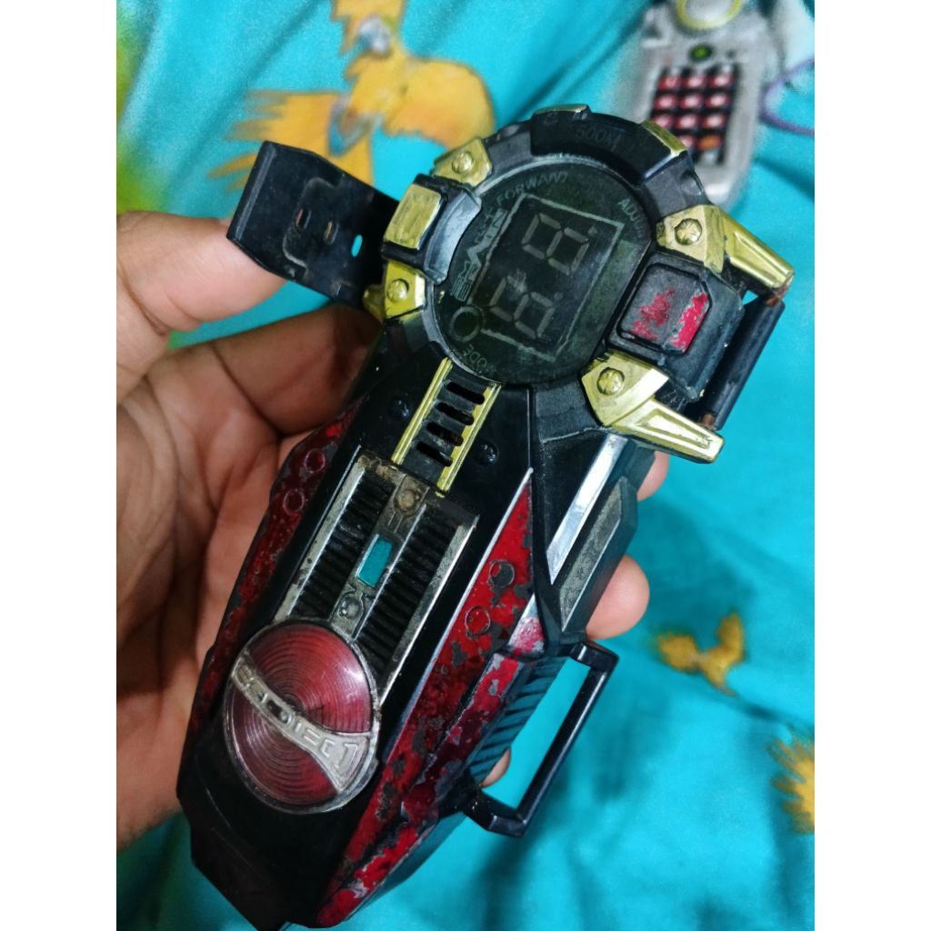 Over Accelerate” Raih Kecepatan Cahaya Faiz Axel dengan BANDAI Super Best DX Faiz Axel