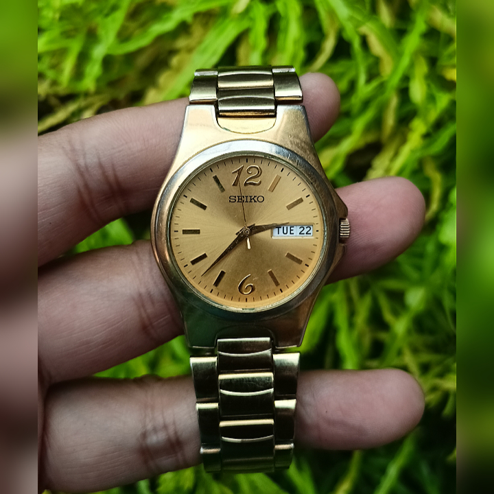 SEIKO 7N43-0AK0 GOLD EDITION Original Second | Jam Tangan Pria  Preloved
